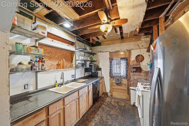 3275 Collingwood Street, Detroit, MI 48206