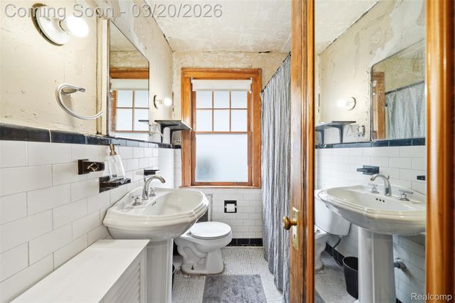 3275 Collingwood Street, Detroit, MI 48206