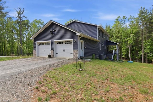184 Still Hollow Lane, Glade Valley, NC 28627