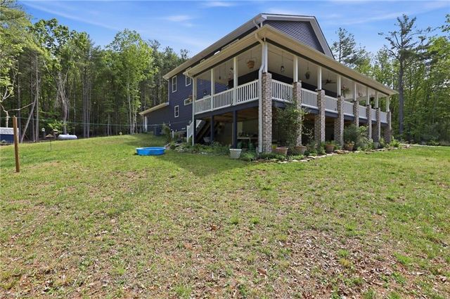 184 Still Hollow Lane, Glade Valley, NC 28627