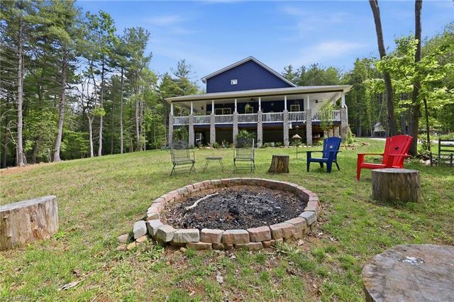 184 Still Hollow Lane, Glade Valley, NC 28627
