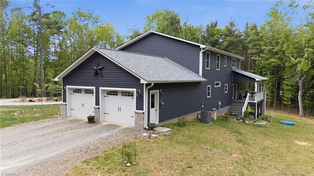 184 Still Hollow Lane, Glade Valley, NC 28627