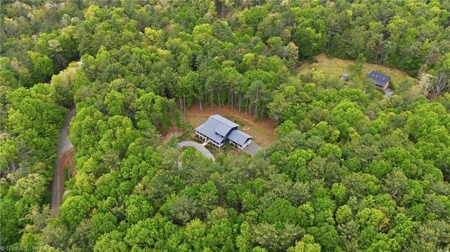 184 Still Hollow Lane, Glade Valley, NC 28627