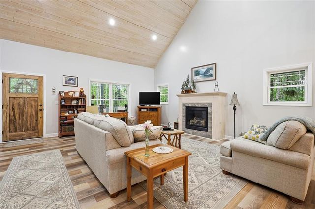 184 Still Hollow Lane, Glade Valley, NC 28627