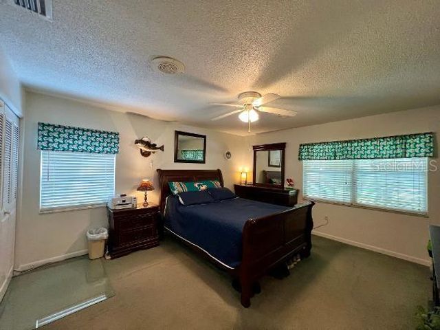 4033 SE 15TH ST, Ocala, FL 34471