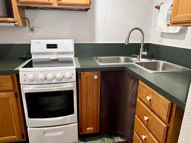 4033 SE 15TH ST, Ocala, FL 34471