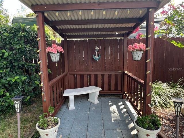 4033 SE 15TH ST, Ocala, FL 34471