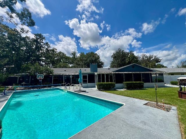 4033 SE 15TH ST, Ocala, FL 34471