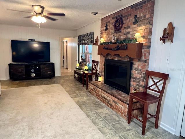 4033 SE 15TH ST, Ocala, FL 34471