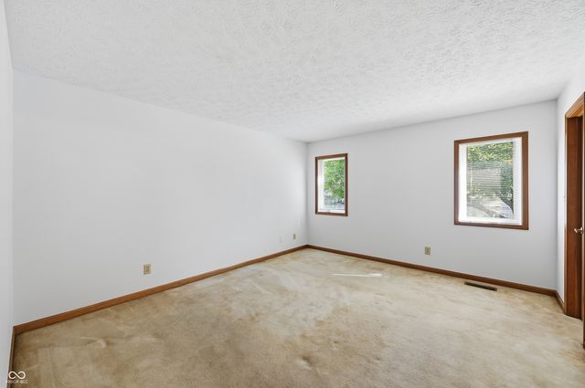 8902 Sunbow Drive, Indianapolis, IN 46231