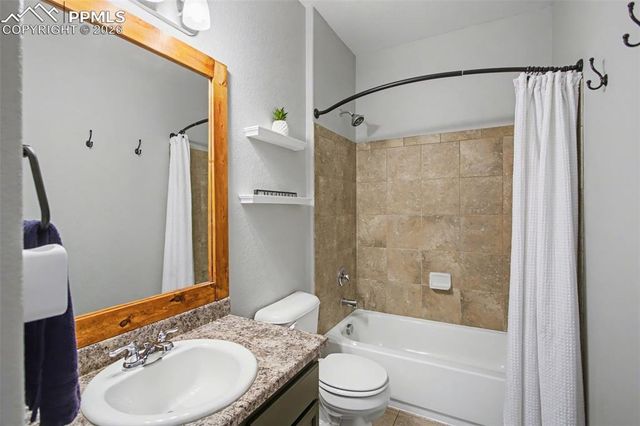 19454 Lindenmere Drive, Monument, CO 80132