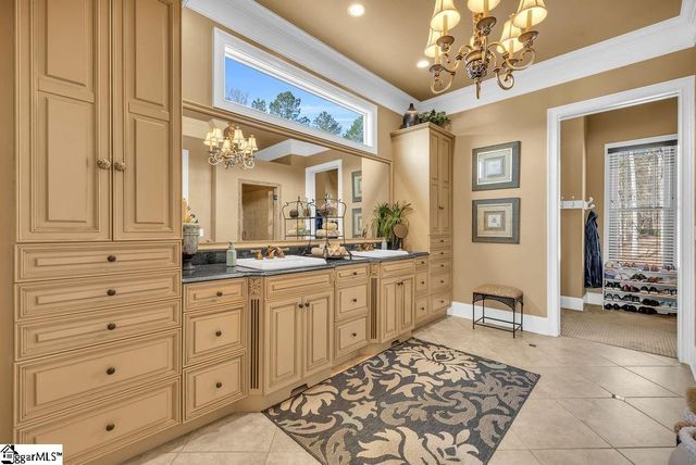 320 Commonwealth Drive, Ninety Six, SC 29666