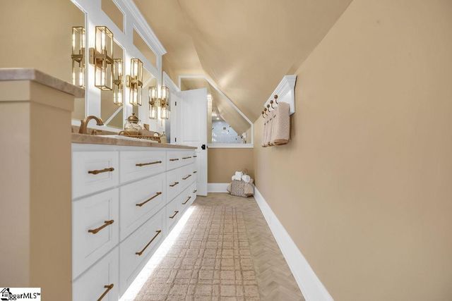 320 Commonwealth Drive, Ninety Six, SC 29666