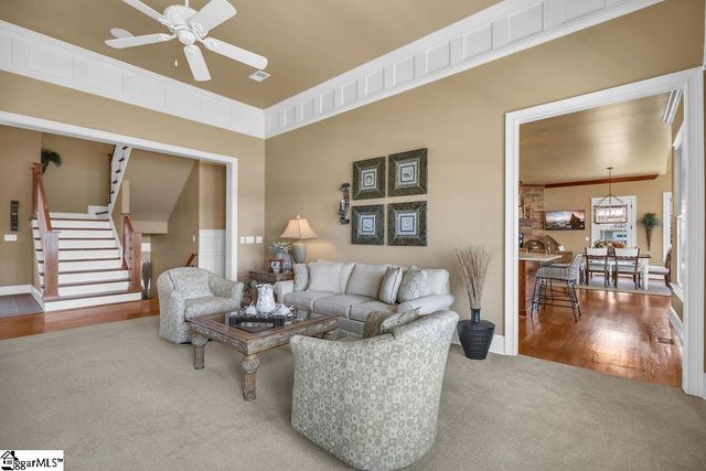 320 Commonwealth Drive, Ninety Six, SC 29666