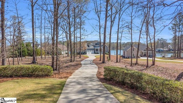 320 Commonwealth Drive, Ninety Six, SC 29666