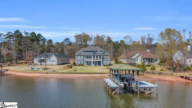 320 Commonwealth Drive, Ninety Six, SC 29666