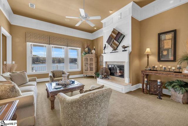 320 Commonwealth Drive, Ninety Six, SC 29666