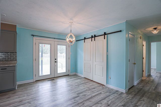 206 Faye Dr, Ledbetter, KY 42058
