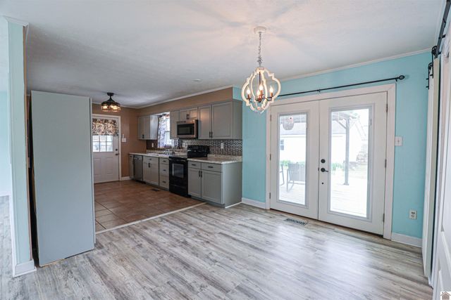 206 Faye Dr, Ledbetter, KY 42058