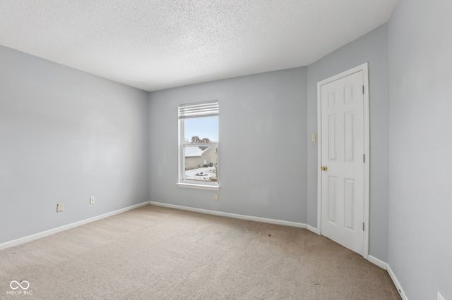 10391 Split Rock Way, Indianapolis, IN 46234