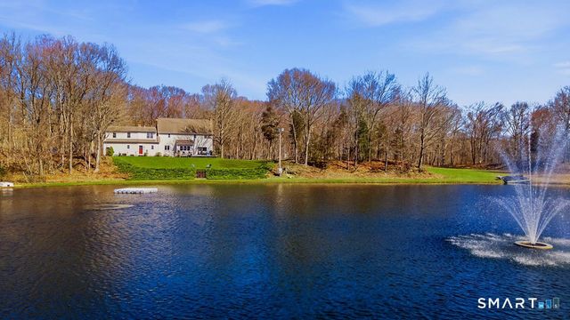 53-A Oakridge Drive, Westbrook, CT 06498