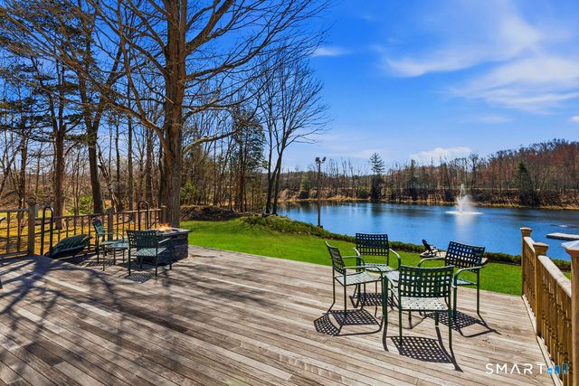 53-A Oakridge Drive, Westbrook, CT 06498