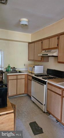 406 LINDSLEY CT, Burlington, NJ 08016