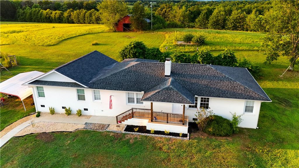 757 Belle Shoals Road, Pickens, SC 29671