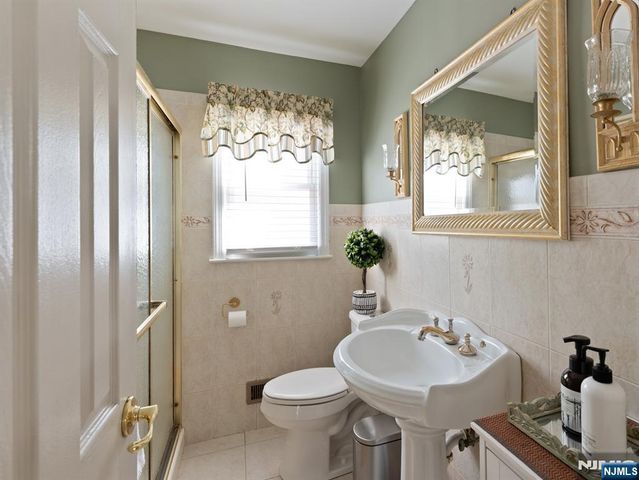 36-14 Northern Drive, Fair Lawn, NJ 07410