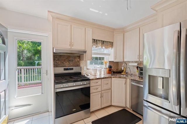 36-14 Northern Drive, Fair Lawn, NJ 07410