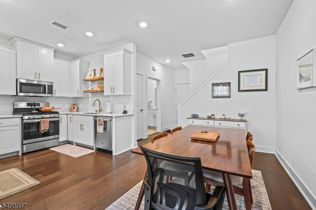 353 Main St, Little Falls Twp., NJ 07424