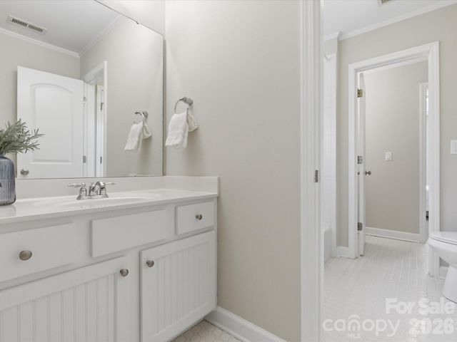 3432 Delamere Drive, Matthews, NC 28104