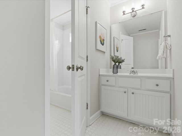 3432 Delamere Drive, Matthews, NC 28104