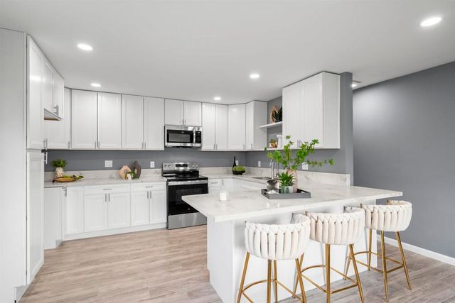 148 Sierra Vista Dr, El Cajon, CA 92021