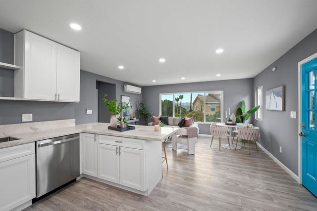 148 Sierra Vista Dr, El Cajon, CA 92021