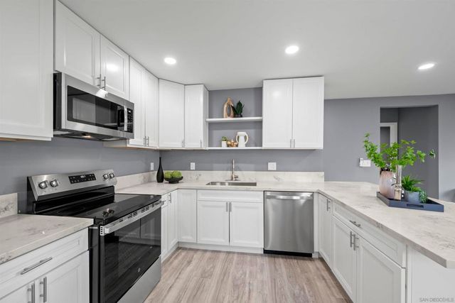148 Sierra Vista Dr, El Cajon, CA 92021
