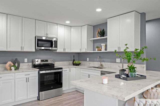 148 Sierra Vista Dr, El Cajon, CA 92021