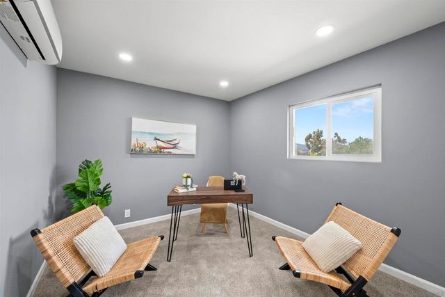 148 Sierra Vista Dr, El Cajon, CA 92021