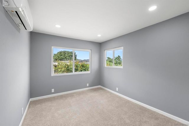 148 Sierra Vista Dr, El Cajon, CA 92021