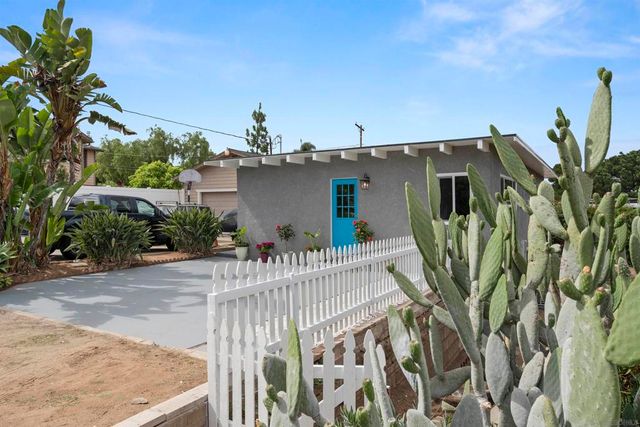 148 Sierra Vista Dr, El Cajon, CA 92021
