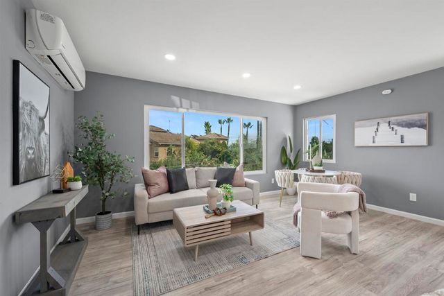 148 Sierra Vista Dr, El Cajon, CA 92021