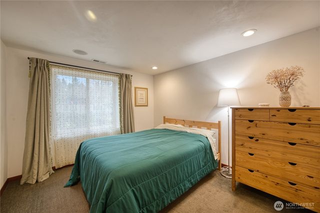 16532 21st Avenue NE, Shoreline, WA 98155