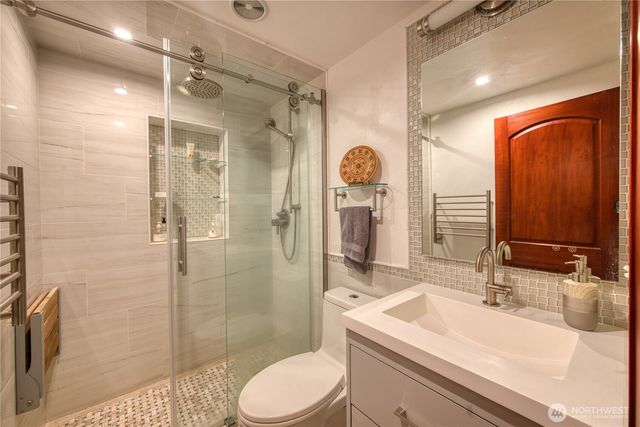 16532 21st Avenue NE, Shoreline, WA 98155