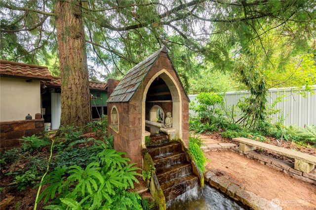 16532 21st Avenue NE, Shoreline, WA 98155