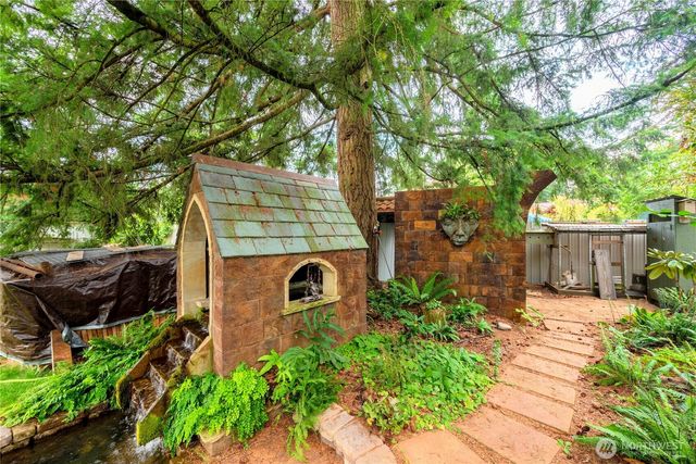 16532 21st Avenue NE, Shoreline, WA 98155