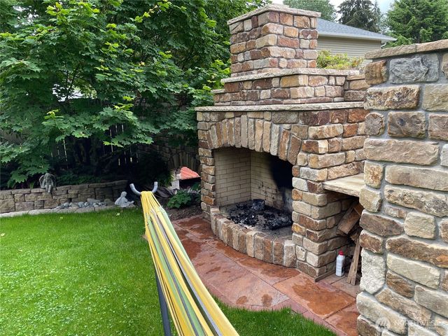 16532 21st Avenue NE, Shoreline, WA 98155