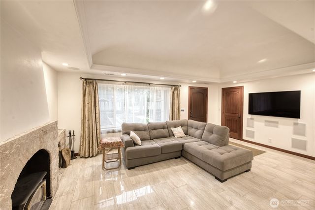 16532 21st Avenue NE, Shoreline, WA 98155