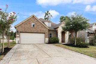 359 Skyline Ridge Drive, Conroe, TX 77318