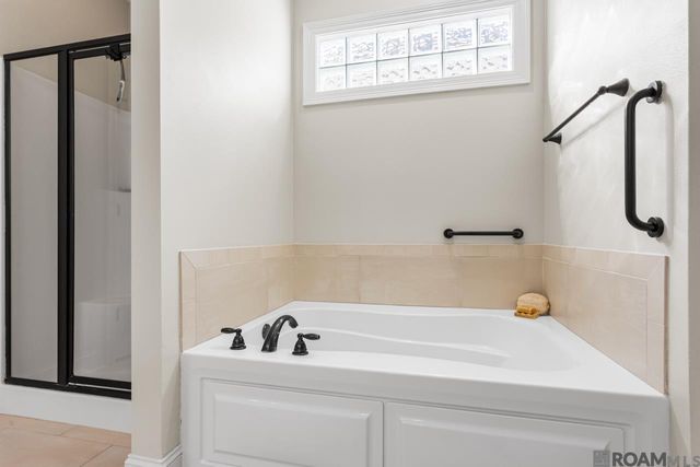 13927 Park Terrace Dr, Baton Rouge, LA 70810