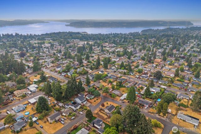 3111 Greenwood Avenue W, University Place, WA 98466